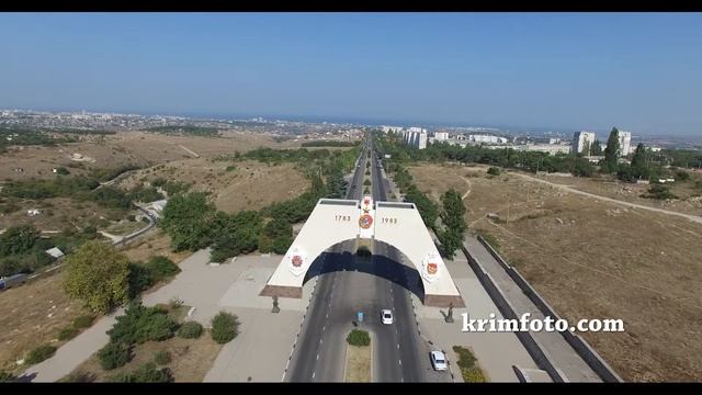 Севастополь въездная арка в честь 200-летия 2015 с высоты птичьего полета