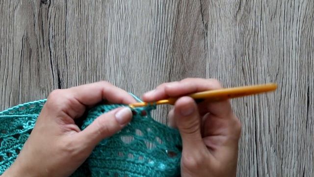 Платье крючком с круглой кокеткой. Часть 1 / Мастер класс по вязанию смотреть онлайн