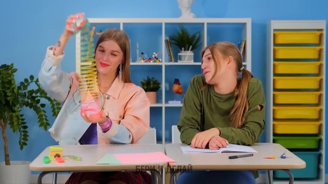 РАДУЖНЫЕ ПОДЕЛКИ || КРАСОЧНЫЕ ИДЕИ ПОДЕЛОК ДЛЯ НАСТОЯЩИХ РУКОДЕЛЬНИКОВ смотреть онлайн