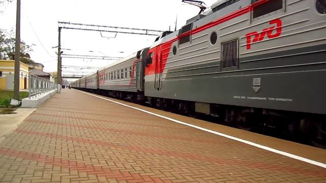 Электровоз ЭП1М-744 с поездом №381 Грозный-Москва смотреть онлайн