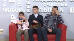 Тренер по тайскому боксу молодёжного центра "Перспектива" Андрей Солдатов