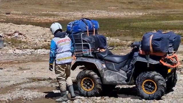 Плато Укок на квадроциклах. Часть 1/3... Подобности тут https://quadroural.ru смотреть онлайн