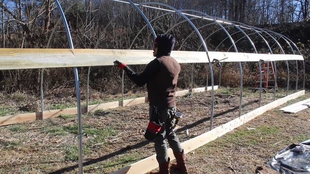 (TIMELAPSE) Pig Shelter HOOPHOUSE for 2 PIGS