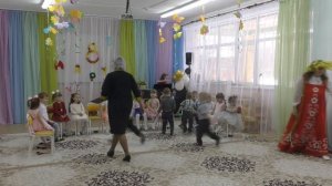 Праздничный утренник во второй младшей группе «Весна и малыши»