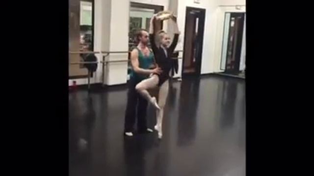 In Rehearsal for Cinderella & Other Stories смотреть онлайн