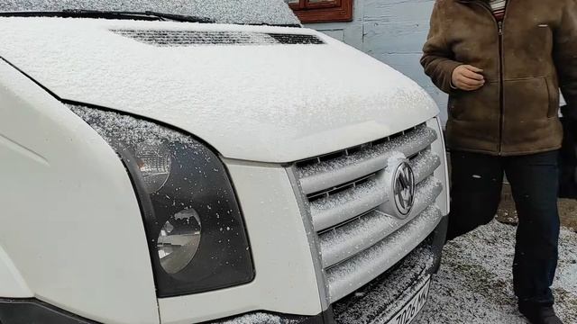 МЕНЯЮ МАСЛО И ФИЛЬТРЫ VW CRAFTER смотреть онлайн