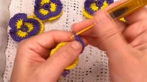 ФИАЛОЧКА крючком , как связать ФИАЛКУ ? Вязание КРЮЧКОМ , crochet flower  ( узор № 378)