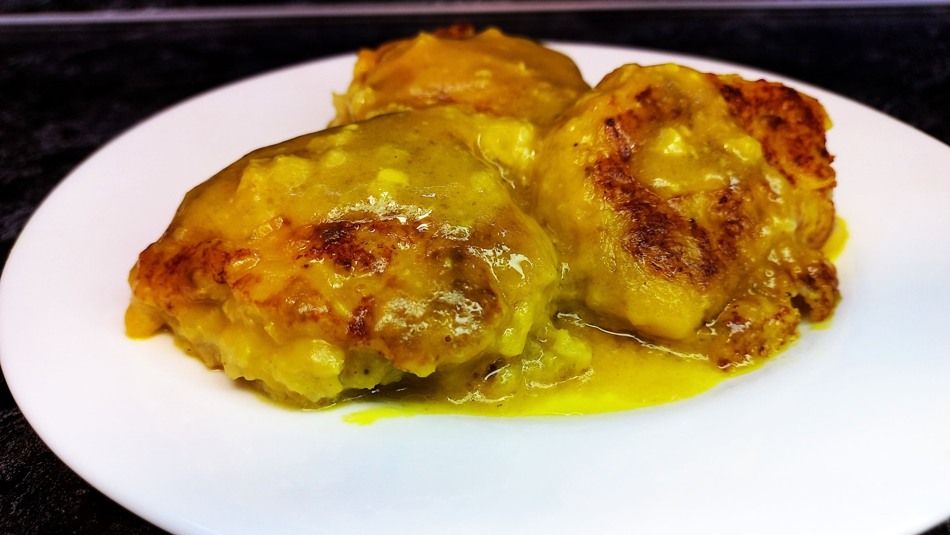 Тефтели рыбные под соусом в духовке смотреть онлайн