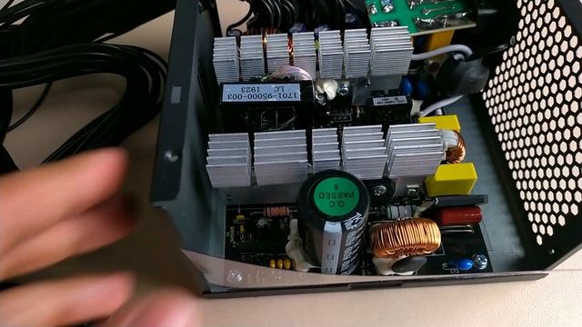 Fuente 1stPlayer Pro 600W 80+ (PS-600EUW) Vale la pena? смотреть онлайн