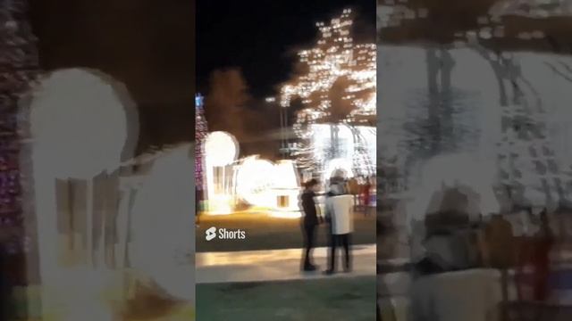 ? Праздник в центре Ташкента. Новый год и зима в Узбекистане #ташкент #узбекистан #новыйгод #зима смотреть онлайн