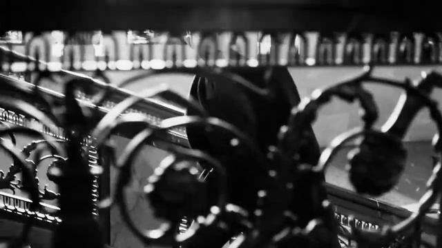 Salvatore Ferragamo A/W 2012/2013 with Kate Moss смотреть онлайн