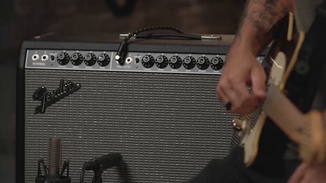 Richie Kotzen Tests Out The Tone Master Twin Reverb | Fender Amplifiers | Fender смотреть онлайн