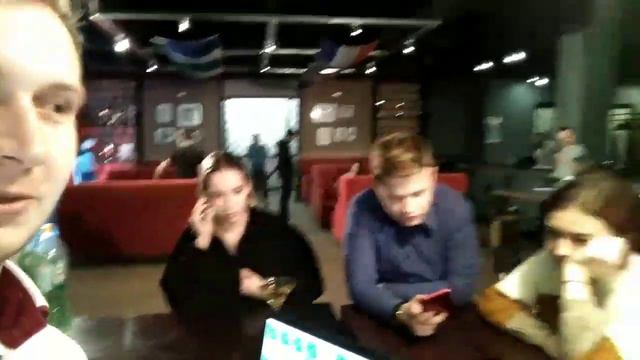На съемках в Баре, сериал Серебряный отблеск счастья смотреть онлайн