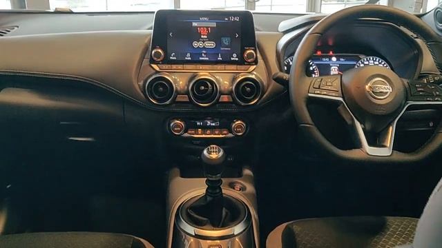 2022 Nissan Juke 1.0 T SV Premium 28,700 смотреть онлайн