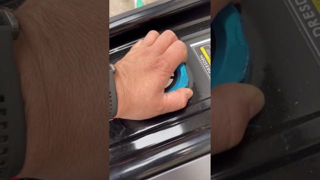 Генератор (перший запуск) DRESDEN 6000 W. смотреть онлайн