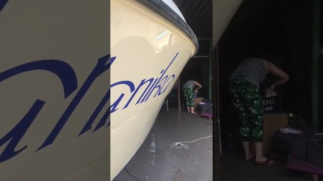 Глубокая (агрессивная ) полировка финской яхты .Полировка яхты с вышкуркой !Обзор проделанной работ смотреть онлайн
