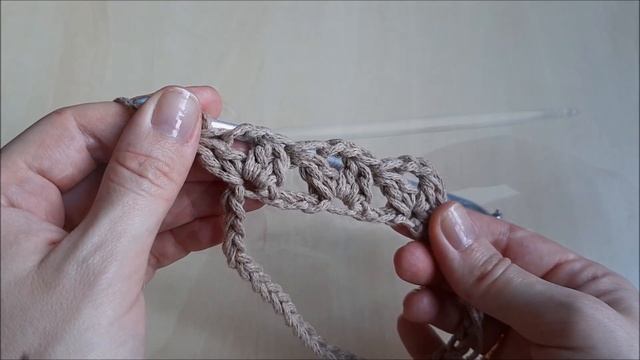 Простой ажурный узор крючком из шнура для летней сумки. Crochet openwork stitch смотреть онлайн