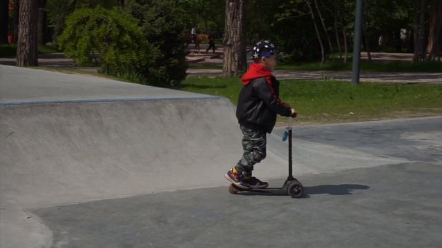 В парке Горького теперь так круто!!! смотреть онлайн