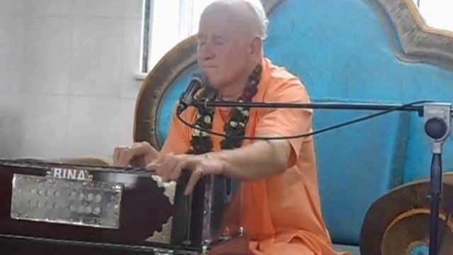 Джая Радха Мадхава.Е.С.Нитай Чайтанья Махарадж смотреть онлайн