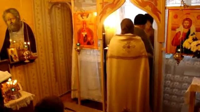 Богослужение в храме преп. Серафима Саровского (СПБ).MPG смотреть онлайн