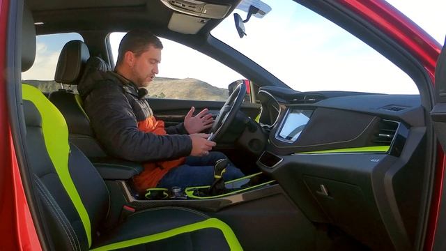 Al Volante Del SWM G01F 2022 / SUV Chino Con GLP Y Etiqueta ECO De La DGT / SuperMotor.Online