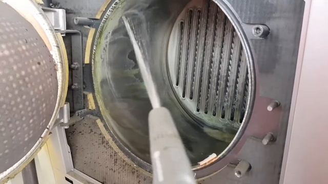 Flame Control, Vidomusz Gábor. Viessmann Vitocrossal 200 CM2 285kW kazánok tisztítása. смотреть онлайн