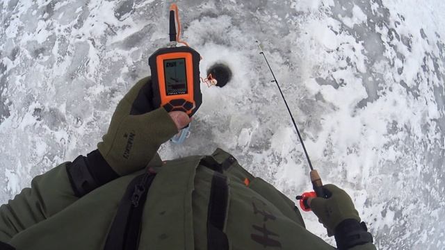 ЛОВЛЯ СУДАКА НА ТОНУЩИЕ ВОБЛЕРЫ В ОТВЕС ! смотреть онлайн