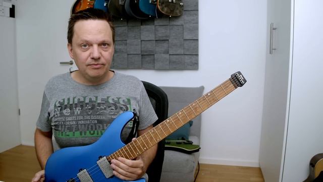 Headless-Vergleich: Ibanez Q52 Vs. Strandberg Boden Standard NX 6