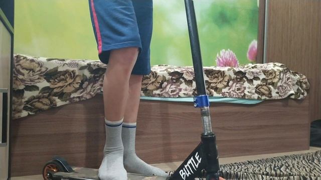 КАК СДЕЛАТЬ СТРИТ ЗВУК В САМОКАТЕ?/ КАК СДЕЛАТЬ ЧТОБЫ ХРУСТЕЛА И ТРЕСКАЛА РУЛЕВАЯ? смотреть онлайн