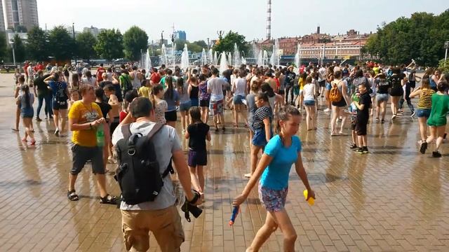 2017.07.29 - Иваново - Водная войнушка на Пушкина смотреть онлайн