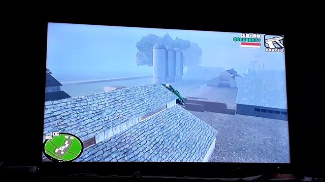 Me playing gta sanandreas doing cool stunts with my green slamvan sorry my phone died at the end смотреть онлайн