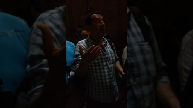 Что делает шапка Мономаха на Кувуклии и как происходит схождение Благодатного огня? смотреть онлайн