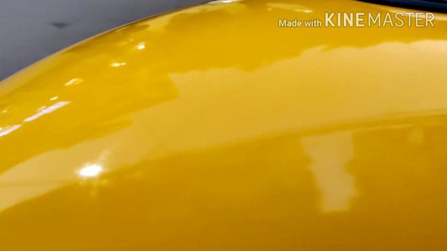 Royal Enfield Thunderbird Tank Wrap yellow смотреть онлайн