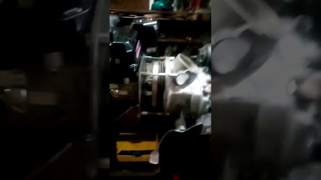 Двигатель Лифан и коробка Урал (Днепр). смотреть онлайн