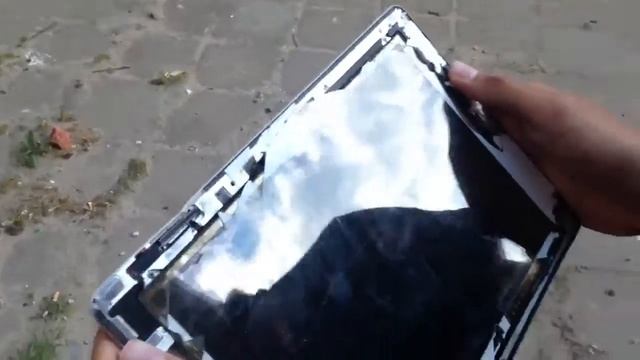Краш тест iPad смотреть онлайн