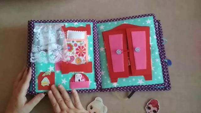 Развивающая книжка из ткани и фетра КУКОЛЬНЫЙ ДОМИК смотреть онлайн