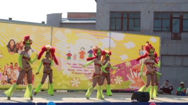 Бразильский зажигательный танец смотреть онлайн