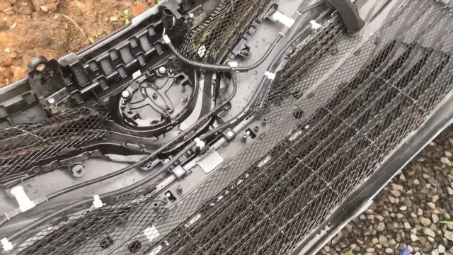 Toyota Camry 70. Установка подкрылков, сетки в бампер и защиты двигателя. Виброизоляция крыльев. смотреть онлайн