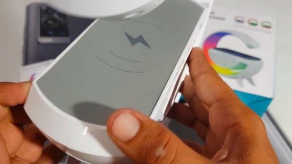 LED WIRELESS CHARGING SPEAKER ? | And AMAZING USEFUL PRODUCT??