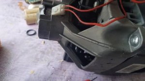 Стиральная машинка INDESIT WIUL 103 выдает ошибку