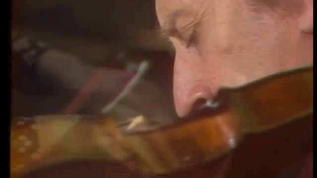 YEHUDI MENUHIN. G. Enescu - Violin Sonata No.3, a moll, Op.26, 1st mvt (excerpt) [H. Menuhin] смотреть онлайн