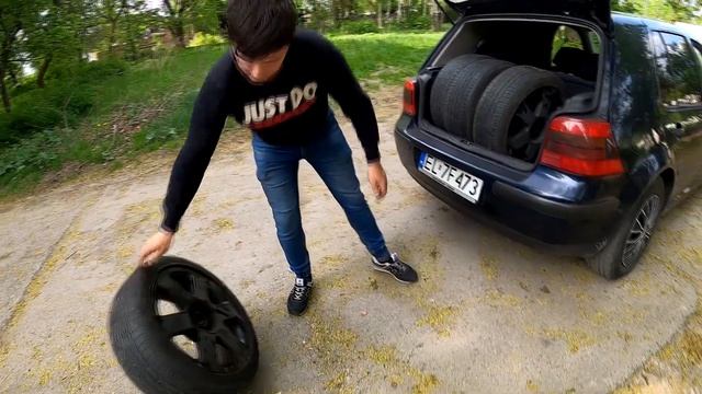 Поставил диски R17 от Audi TT на Volkswagen Golf 4 смотреть онлайн