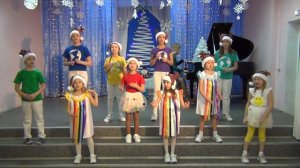 "Добрый день" Я.Дубравин, В.Суслов; исп. средний состав хора "Мьюзик-клан"