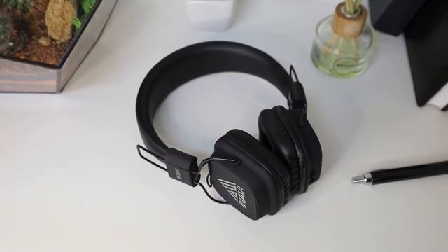 INAVI B300 смотреть онлайн