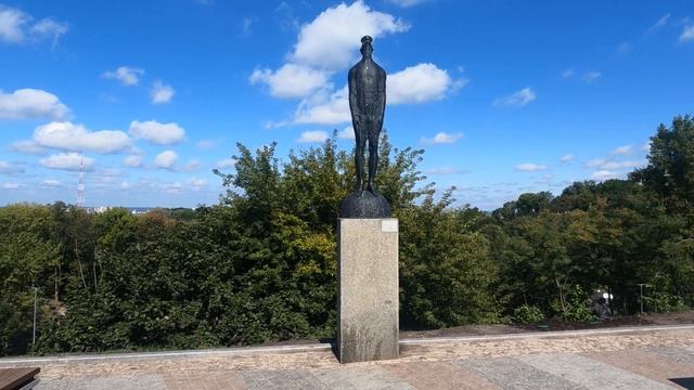 234. Украина (Ukraine) Киев.Парк на на Старокиевской горе (Качество 4 K) смотреть онлайн