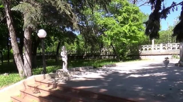 Ессентуки - май 2022. Бессмертный полк. Санаторий Центросоюз..mp4 смотреть онлайн