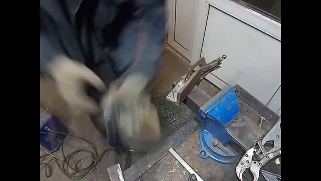 Тиски слесарные. Ремонт смотреть онлайн