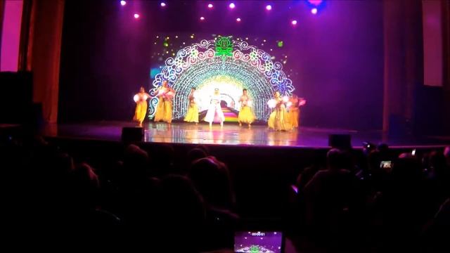 Индийское шоу "Билет в Болливуд". 13 сентября 2017 г. Сочи. Зимний театр. смотреть онлайн