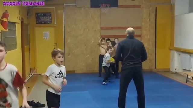 ЧУТЬ-ЧУТЬ БОКСА ??