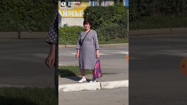 30 градус эсседә тун, итек киеп йөри смотреть онлайн